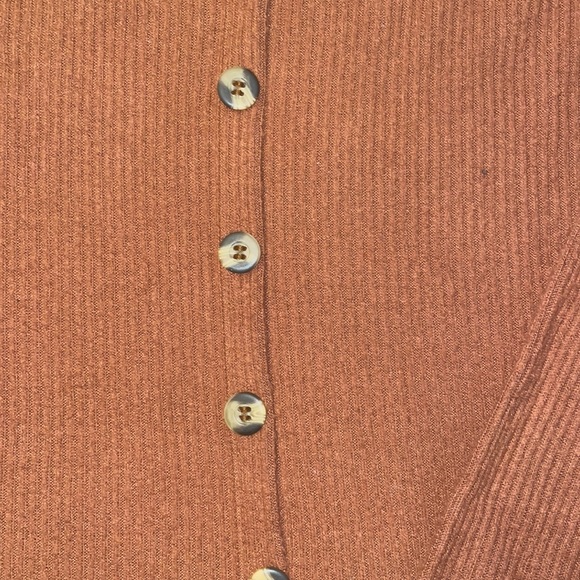 American Eagle long sleeve top - Picture 4 of 5